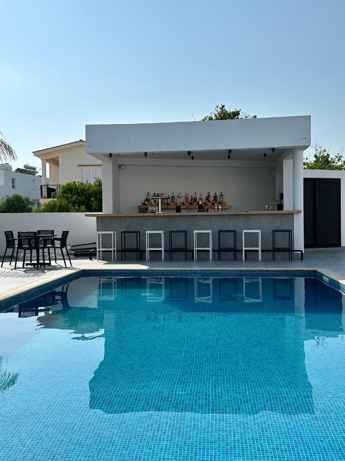 Zoi Otel Aya Napa